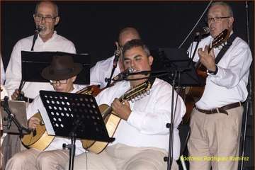 Concierto aniversario de la parranda Medio Jigo P'al Kilo (Foto Ildefonso Rodríguez)